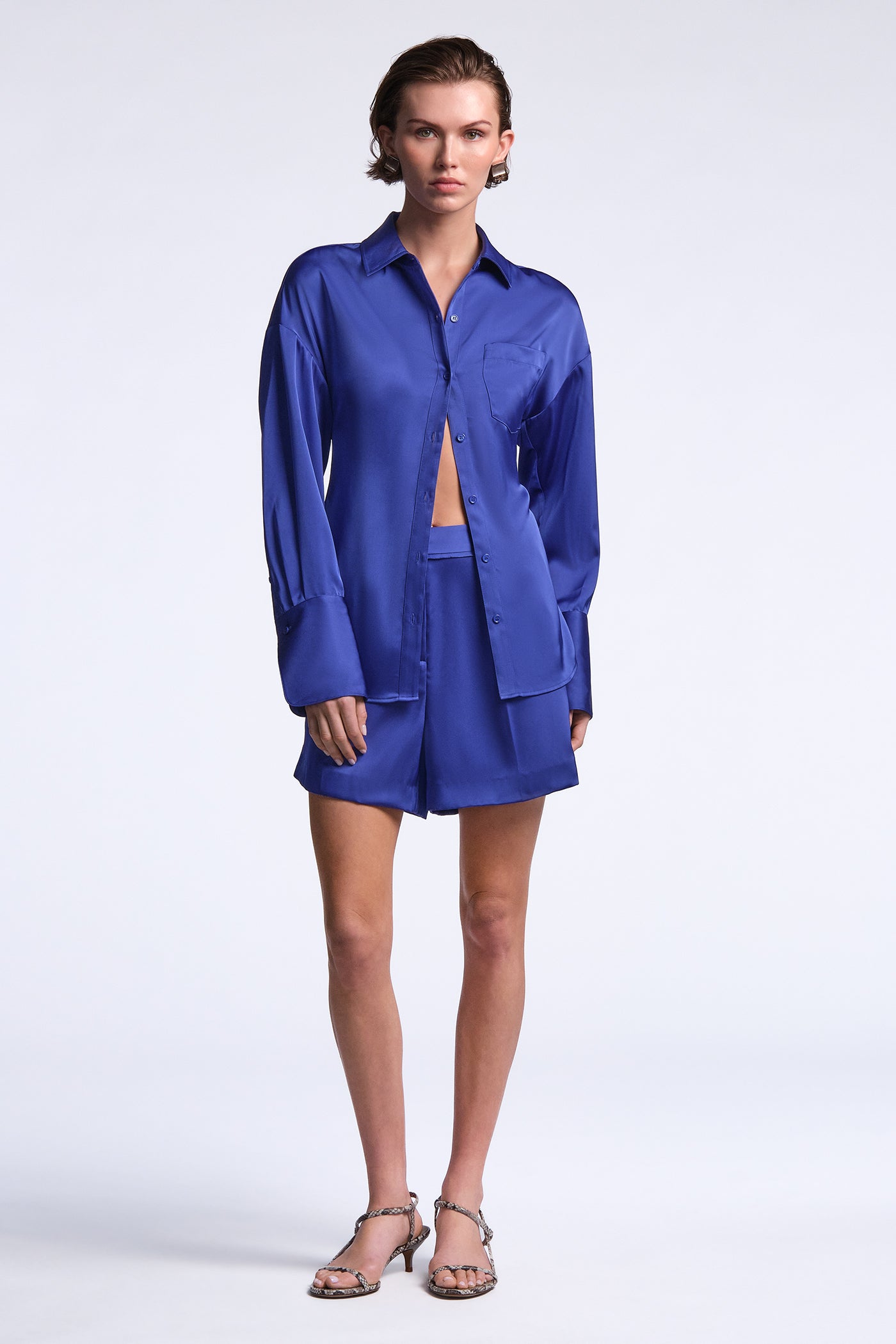 Eve Short - Image 7